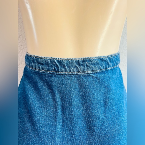 American Apparel Button Front A-Line Mini Skirt Dark Wash Denim size small - Picture 3 of 10